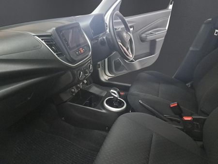 2025-Toyota-Vitz-10-XR-AMT_14