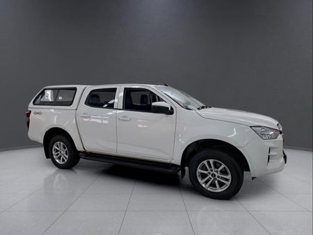 2022-Isuzu-D-Max-19-DDI-LS-4x4-Auto-Double-Cab_0