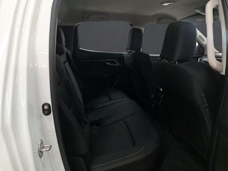 2022-Isuzu-D-Max-19-DDI-LS-4x4-Auto-Double-Cab_11