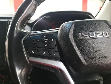 2022-Isuzu-D-Max-19-DDI-LS-4x4-Auto-Double-Cab_15