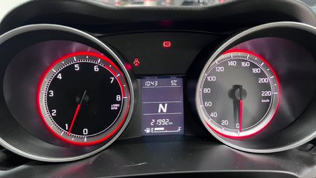 2023-Suzuki-Swift-12-GL-Auto_24