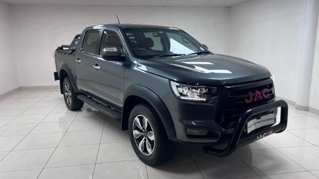 2022-JAC-T8-20-CDI-Lux-4x4-Double-Cab_0