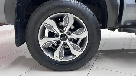 2022-JAC-T8-20-CDI-Lux-4x4-Double-Cab_10