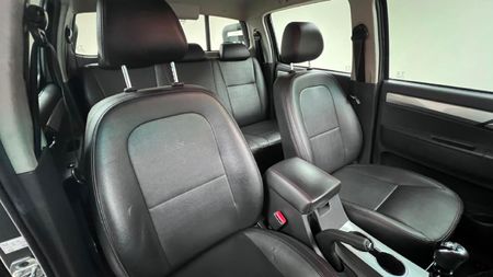 2022-JAC-T8-20-CDI-Lux-4x4-Double-Cab_21