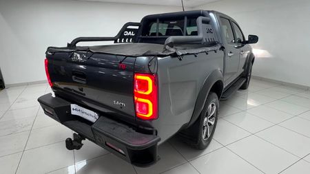 2022-JAC-T8-20-CDI-Lux-4x4-Double-Cab_3