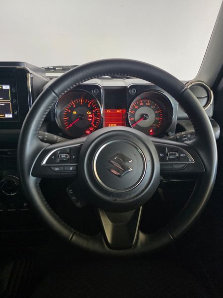 2022-Suzuki-Jimny-15-GLX_4