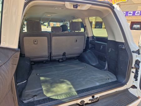 2018-Toyota-Land-Cruiser-200-45-D-V8-GX-Auto_10