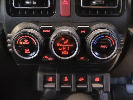 2024-Suzuki-Jimny-15-GLX-AllGrip-5-Door-Auto_12