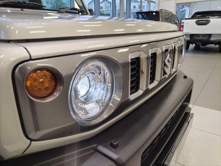 2024-Suzuki-Jimny-15-GLX-AllGrip-5-Door-Auto_19