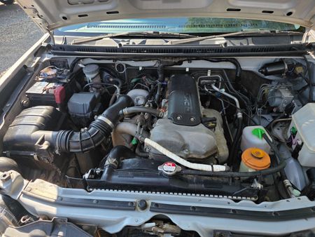 2015-Suzuki-Jimny-13-Auto_11