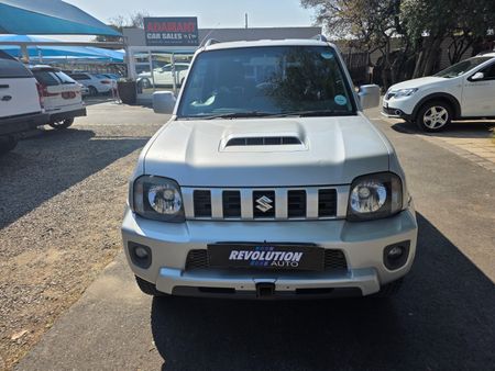 2015-Suzuki-Jimny-13-Auto_7