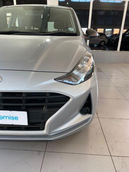 2023-Hyundai-Grand-i10-10-Motion_14