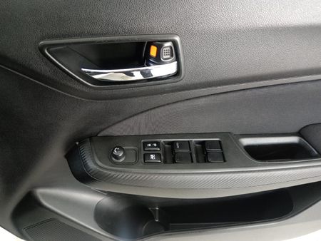 2022-Suzuki-Swift-12-GL-Auto_10
