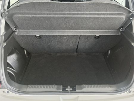 2022-Suzuki-Swift-12-GL-Auto_13