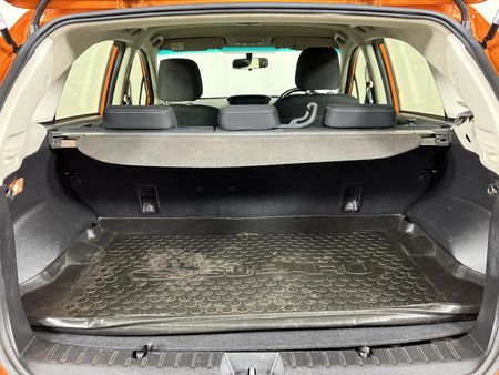 2015-Subaru-XV-20_10