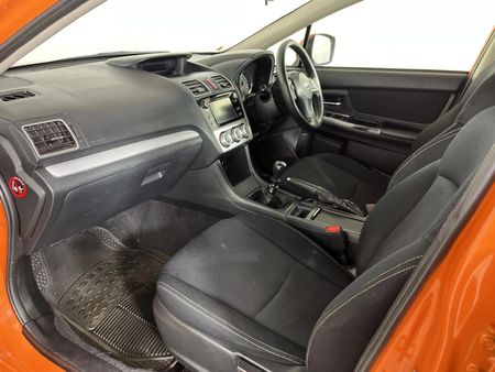 2015-Subaru-XV-20_7