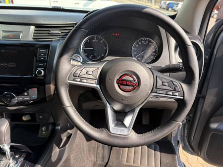 2025-Nissan-Navara-25-DDTi-PRO-2X-Auto-Double-Cab_13