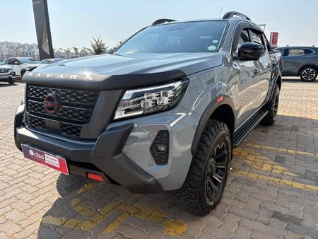 2025-Nissan-Navara-25-DDTi-PRO-2X-Auto-Double-Cab_3