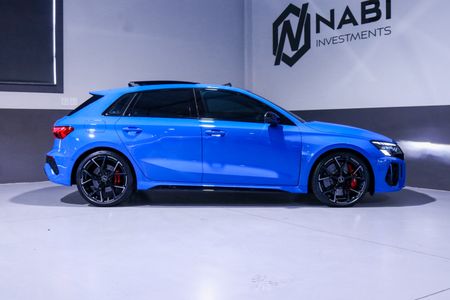 2024-Audi-RS3-Sportback-Quattro-Auto_2