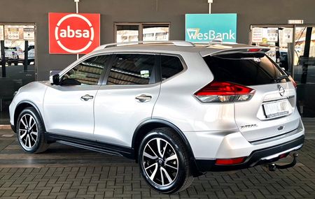 2021-Nissan-X-Trail-25-Tekna-4x4-Auto-7-seat_4