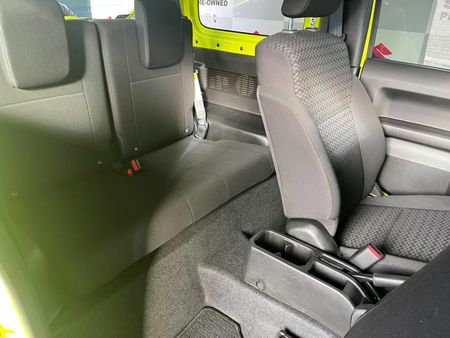 2021-Suzuki-Jimny-15-GLX-Auto_8