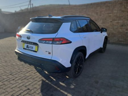 2026-Toyota-Corolla-Cross-18-GR-S-Hybrid_1