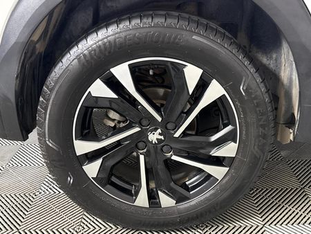 2023-Peugeot-2008-12T-Allure-Auto_6