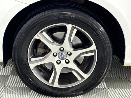 2013-Volvo-XC60-D4-Elite-Auto_4