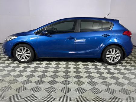 2014-Kia-Cerato-16-EX-5-dr_18