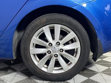 2014-Kia-Cerato-16-EX-5-dr_6