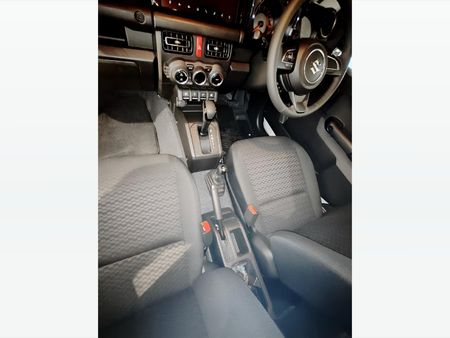 2026-Suzuki-Jimny-15-GLX-Auto_9
