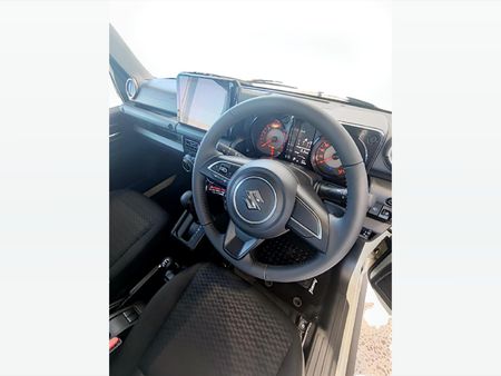 2026-Suzuki-Jimny-15-GLX-Auto_12