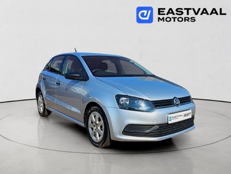 2015-Volkswagen-Polo-GP-12-TSI-Trendline-66kW_0