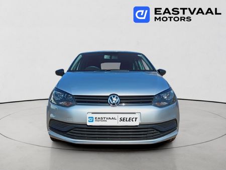 2015-Volkswagen-Polo-GP-12-TSI-Trendline-66kW_1