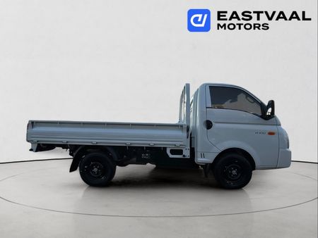 2026-Hyundai-H100-Bakkie-26D-Dropside_7