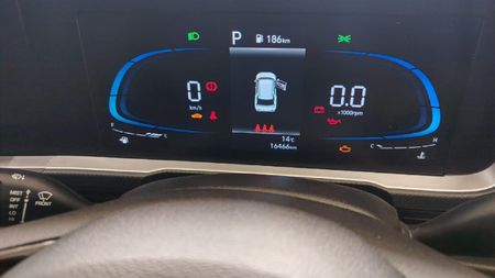 2025-Hyundai-Alcazar-15D-Executive-Auto_16