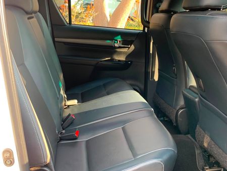 2023-Toyota-Hilux-28-GD-6-Raised-Body-Legend-RS-Auto-Double-Cab_13