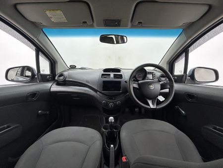 2012-Chevrolet-Spark-12-L_10