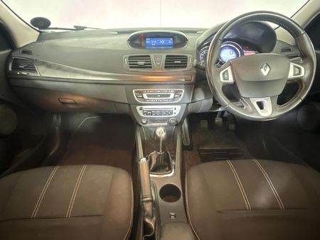 2013-Renault-Fluence-16-Expression_1