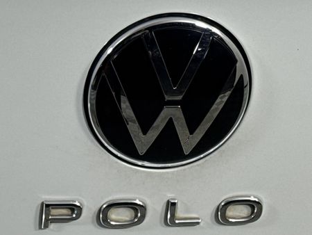 2022-Volkswagen-Polo-10-TSI-Life_10