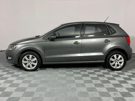 2013-Volkswagen-Polo-16-TDI-Comfortline-5-dr_18