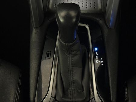 2022-Toyota-Corolla-Cross-18-XR_10