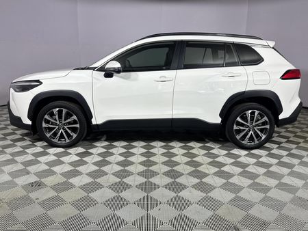 2022-Toyota-Corolla-Cross-18-XR_18