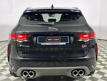 2019-Jaguar-F-Pace-50-V8-SVR_17