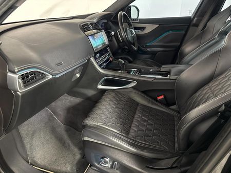 2019-Jaguar-F-Pace-50-V8-SVR_8