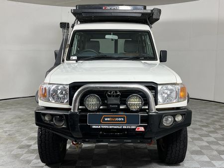 2022-Toyota-Land-Cruiser-78-42-D-Station-Wagon_10