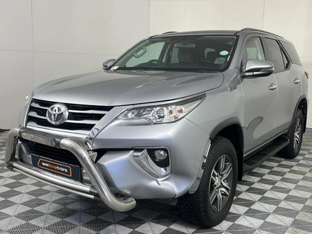2019-Toyota-Fortuner-24-GD-6-Raised-Body-Auto_0