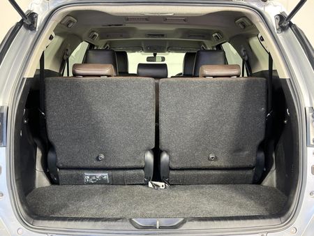2019-Toyota-Fortuner-24-GD-6-Raised-Body-Auto_13