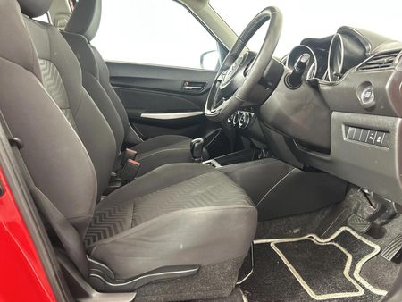 2023-Suzuki-Swift-12-GL-Auto_9