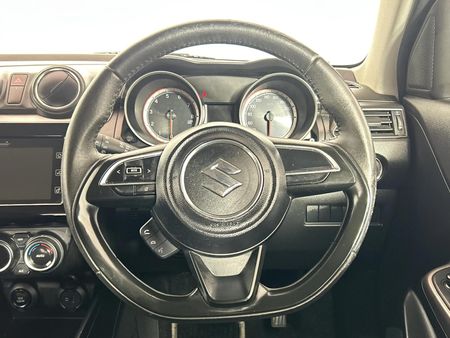 2023-Suzuki-Swift-12-GL-Auto_12